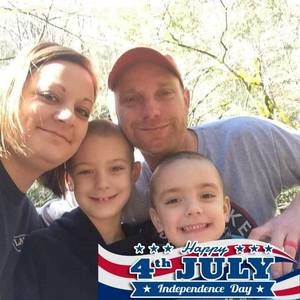 Meet your Posher, Lee